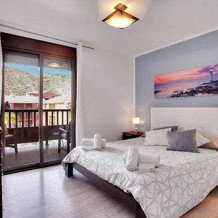 Lovely Mocan, Pool, Fast Wi-fi, Padel Court * Palm-mar