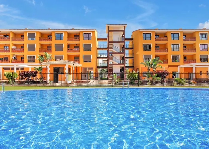 Lovely Mocan, Pool, Fast Wi-fi, Padel Court *