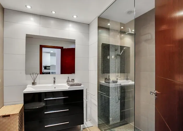 Lovely Mocan, Pool, Fast Wi-fi, Padel Court Apartmán