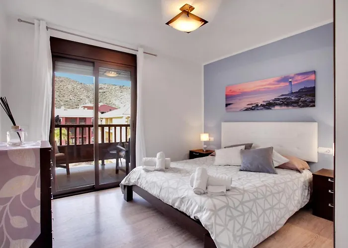 Lovely Mocan, Pool, Fast Wi-fi, Padel Court * Palm-mar